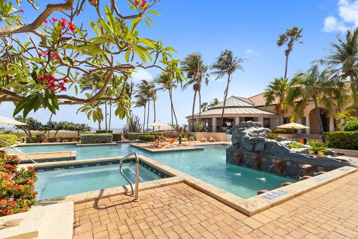 Apartment Fairway View - Gated Large Pool 4Mins To Beach Noord