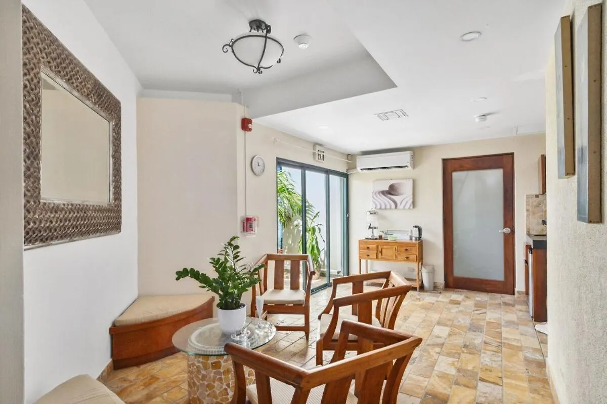Fairway View - Gated Large Pool 4Mins To Beach Noord